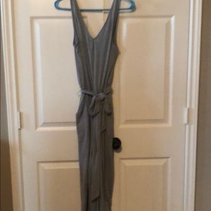 Soft jumper with tie